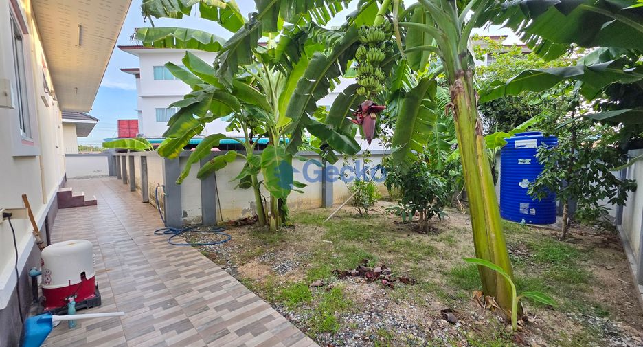 For rent 3 bedrooms house in Bang Lamung, Chonburi