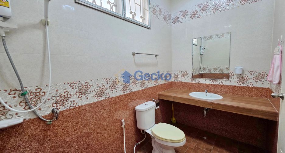 For rent 3 bedrooms house in Bang Lamung, Chonburi