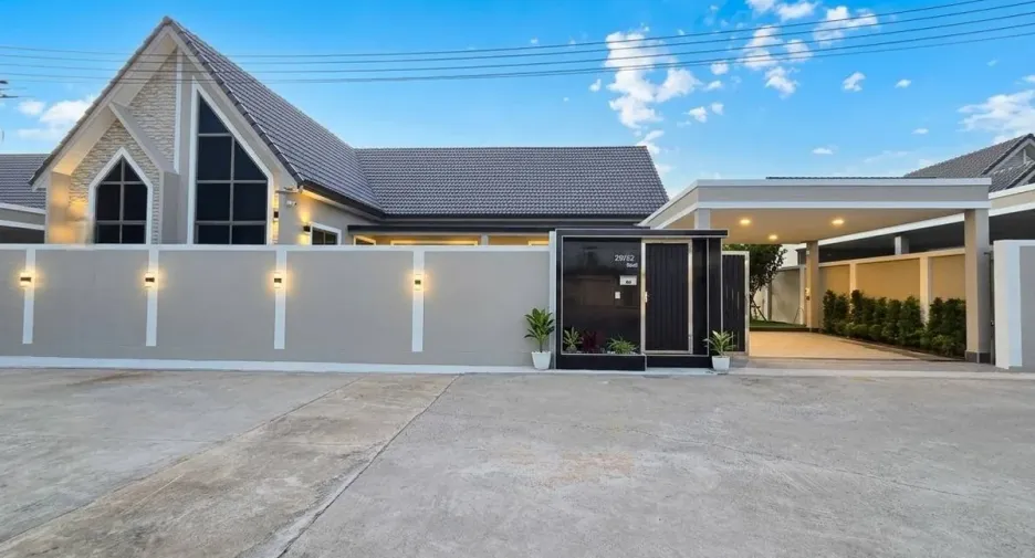 Haus zum Kauf mit 3 Zimmer in Bang Lamung, Chonburi