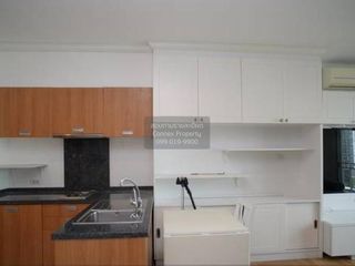 Condo en alquiler de 1 habitaciones en Khlong San, Bangkok