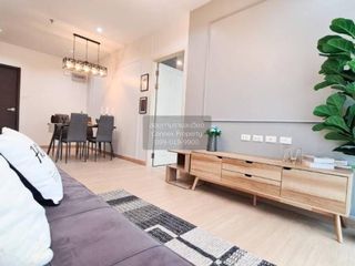 Condo en alquiler de 2 habitaciones en Huai Khwang, Bangkok