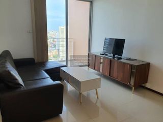 Condo en alquiler de 1 habitaciones en Khlong San, Bangkok