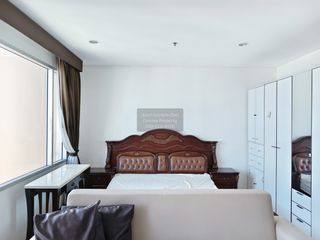 For rent 1 bed condo in Khlong San, Bangkok