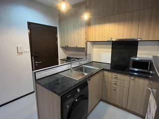 Condo en alquiler de 1 habitaciones en Khlong San, Bangkok
