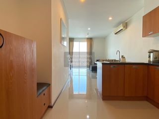 Condo en alquiler de 1 habitaciones en Khlong San, Bangkok