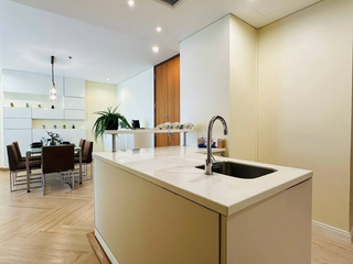 Condo en alquiler de 3 habitaciones en Sathon, Bangkok