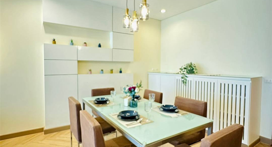 Condo en alquiler de 3 habitaciones en Sathon, Bangkok