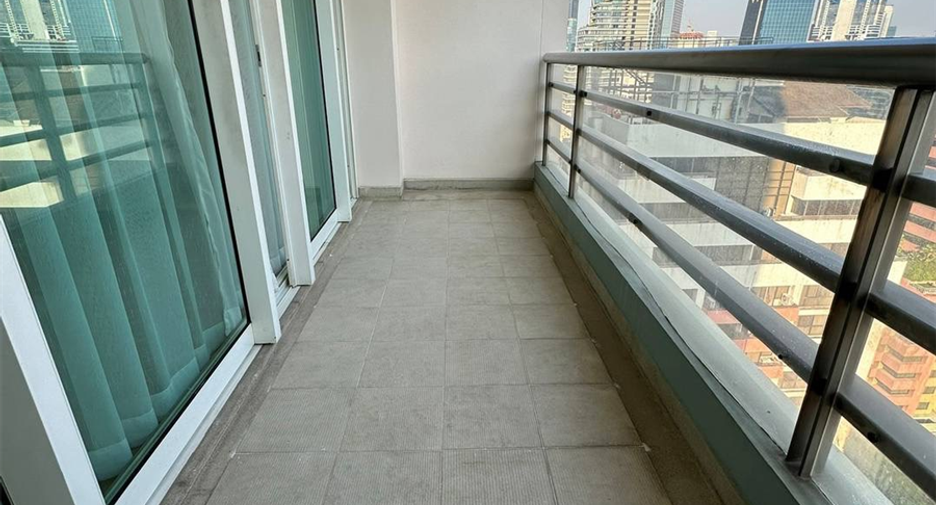 Condo en alquiler de 3 habitaciones en Sathon, Bangkok