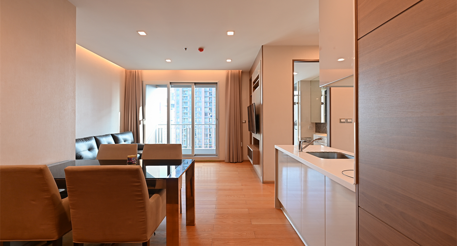 For sale 2 bedrooms condo in Watthana, Bangkok