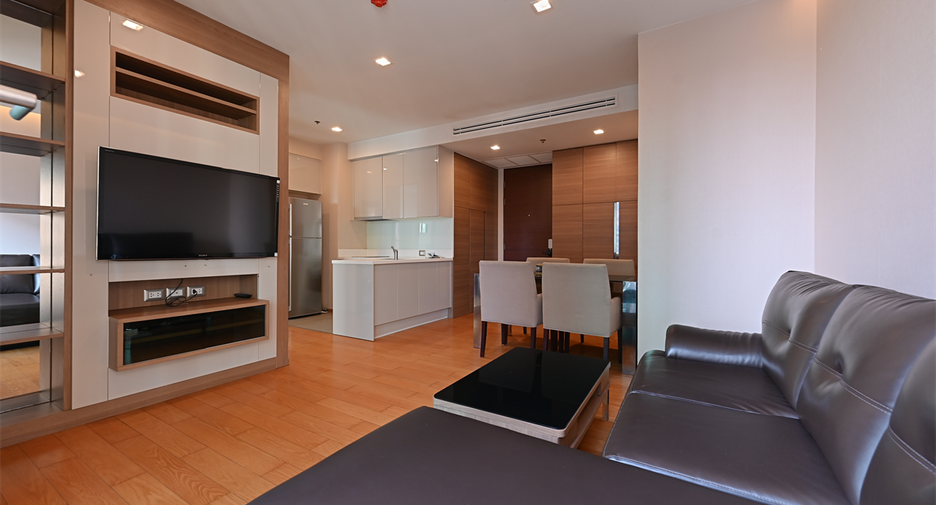 For sale 2 bedrooms condo in Watthana, Bangkok