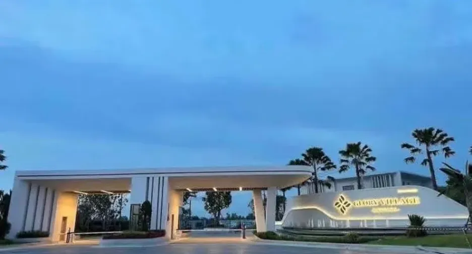 À vendre 5 chambres villa à Na Jomtien, Pattaya