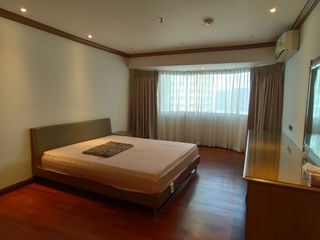 Wohnung zur Miete mit 3 Zimmer in Khlong Toei, Bangkok