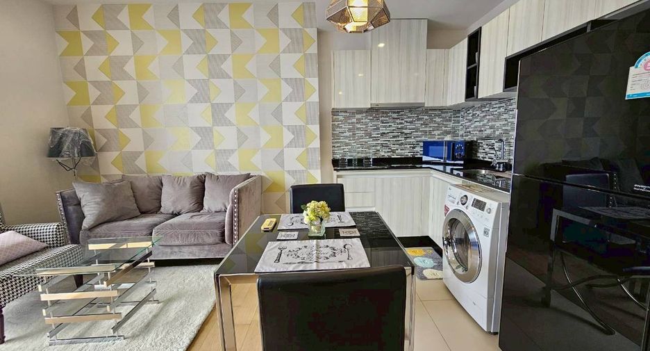 For rent 1 bed condo in Watthana, Bangkok