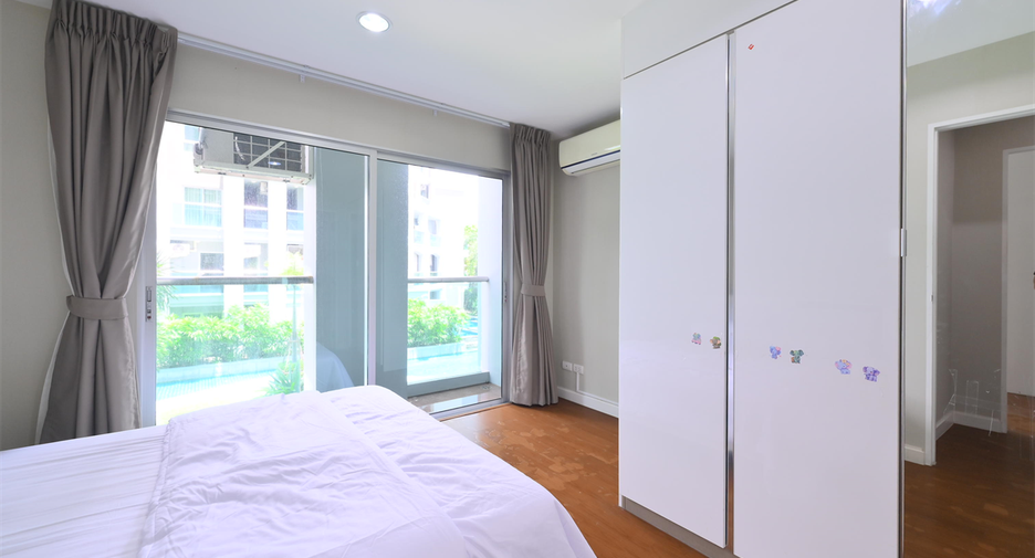 Wohnung zur Miete mit 5 Zimmer in Huai Khwang, Bangkok