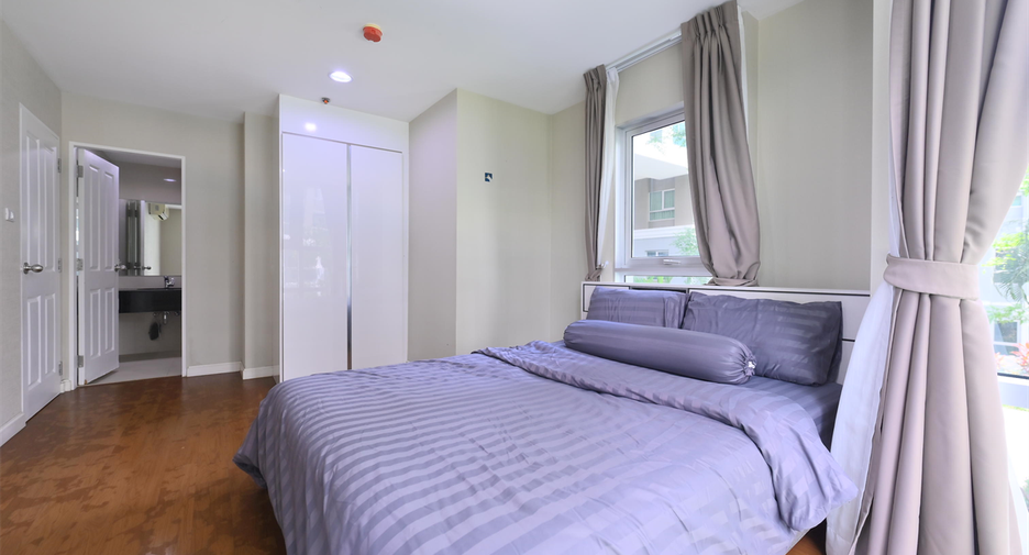 Wohnung zur Miete mit 5 Zimmer in Huai Khwang, Bangkok