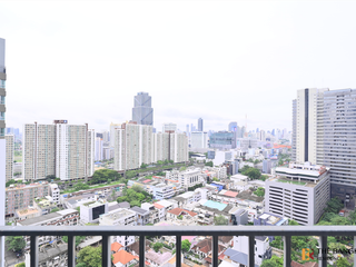 出租 2 卧室 公寓 在 Huai Khwang, 曼谷