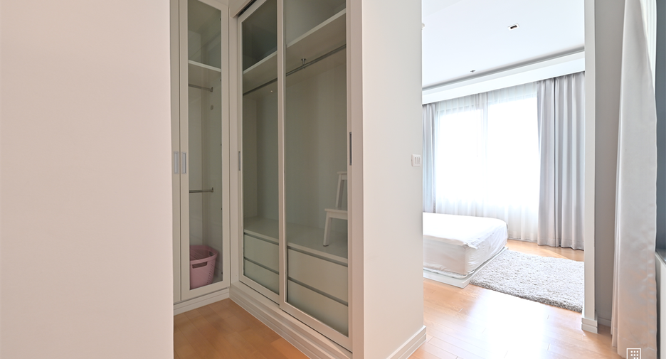 Condo en alquiler de 2 habitaciones en Watthana, Bangkok