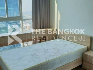 For rent 2 bedrooms condo in Huai Khwang, Bangkok