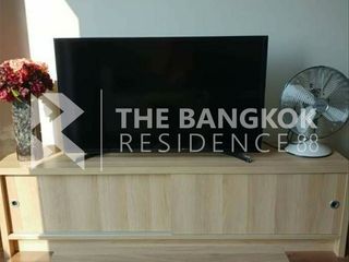 For rent 2 bedrooms condo in Huai Khwang, Bangkok