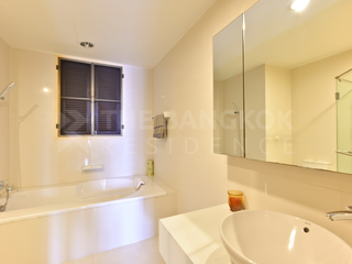 Wohnung zur Miete mit 2 Zimmer in Huai Khwang, Bangkok