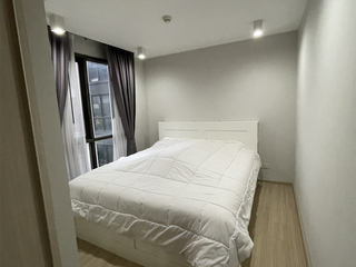 Condo en alquiler de 2 habitaciones en Ratchathewi, Bangkok