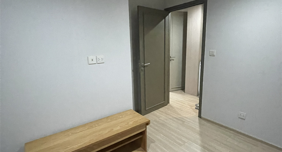 Condo en alquiler de 2 habitaciones en Ratchathewi, Bangkok