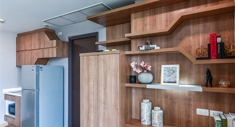 For rent 1 bed condo in Pathum Wan, Bangkok