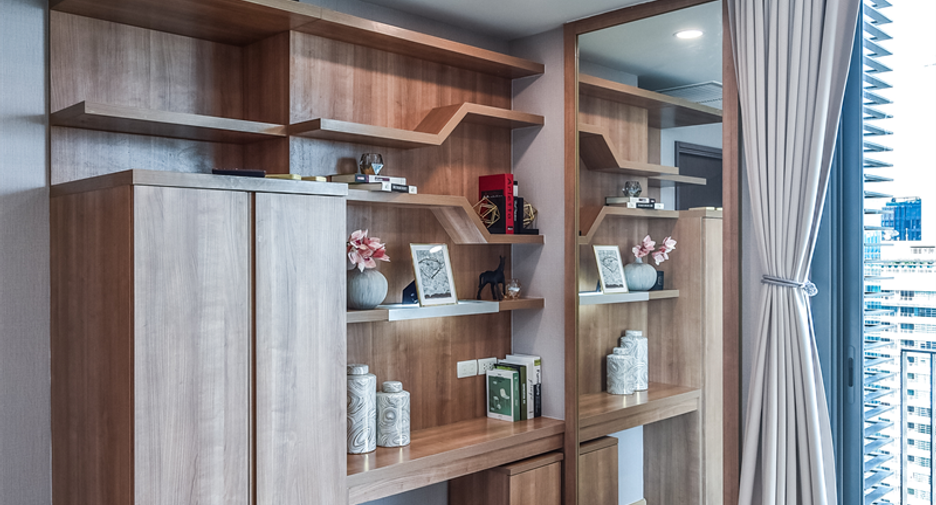 For rent 1 bed condo in Pathum Wan, Bangkok