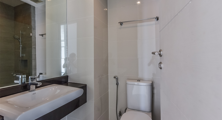 For rent 2 bedrooms condo in Ratchathewi, Bangkok