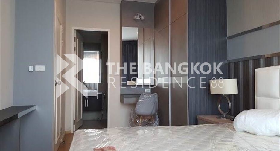 À louer 2 chambres condo à Watthana, Bangkok