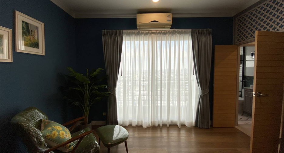 For rent 2 bedrooms condo in Chatuchak, Bangkok