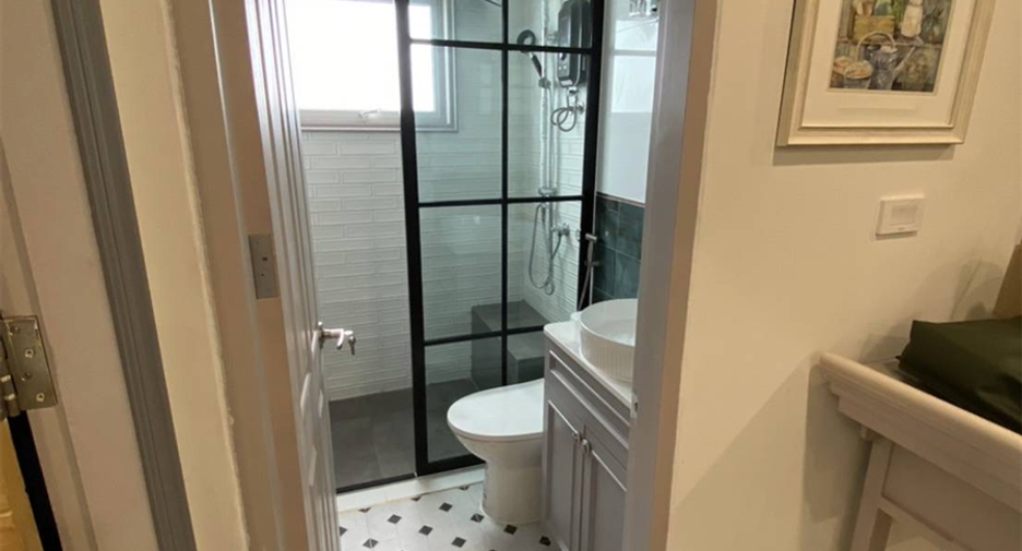 For rent 2 bedrooms condo in Chatuchak, Bangkok