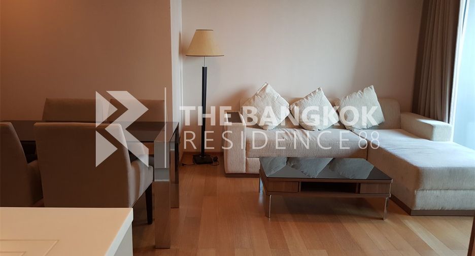 For rent 2 bedrooms condo in Watthana, Bangkok