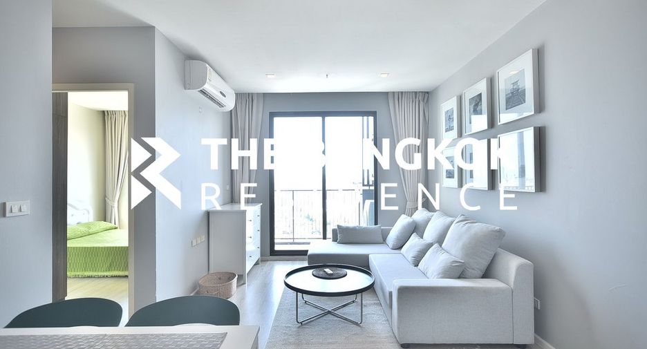 For rent 2 bedrooms condo in Huai Khwang, Bangkok