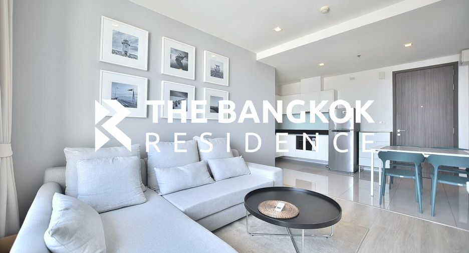 For rent 2 bedrooms condo in Huai Khwang, Bangkok