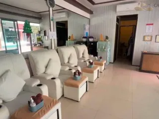 À vendre 1 chambre local commercial à Bang Lamung, Chonburi