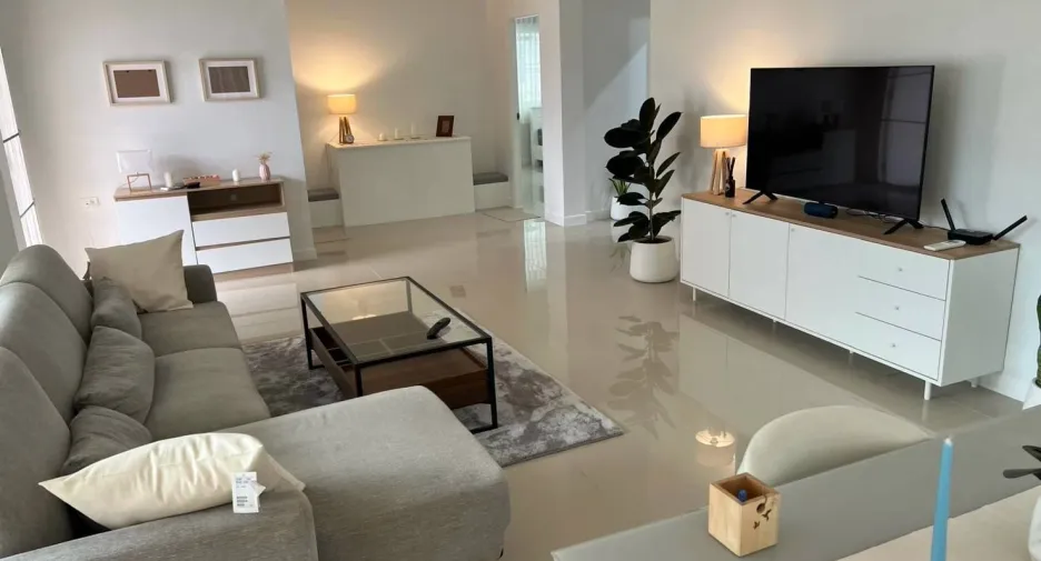 Haus zum Kauf mit 3 Zimmer in Bang Lamung, Chonburi