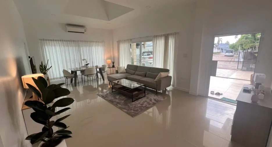 Haus zum Kauf mit 3 Zimmer in Bang Lamung, Chonburi