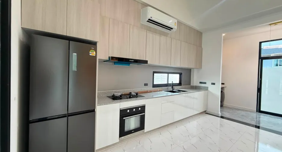 À vendre 3 chambres villa à Bang Lamung, Chonburi