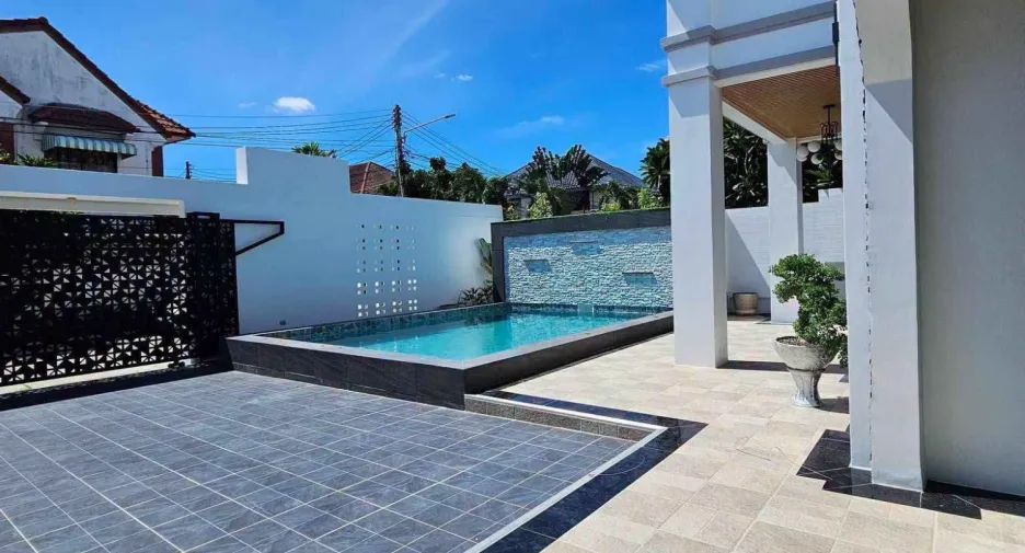 À vendre 4 chambres villa à Bang Lamung, Chonburi