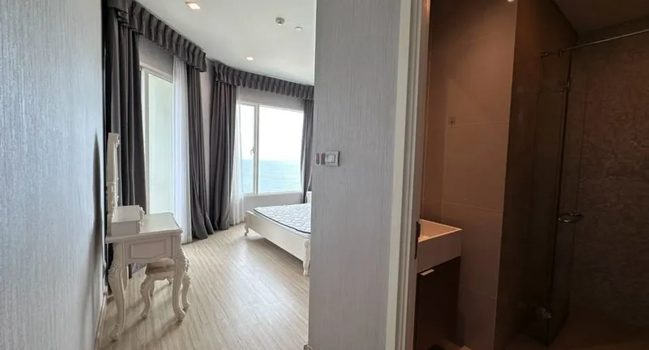 Condo en venta de 3 habitaciones en Jomtien, Pattaya