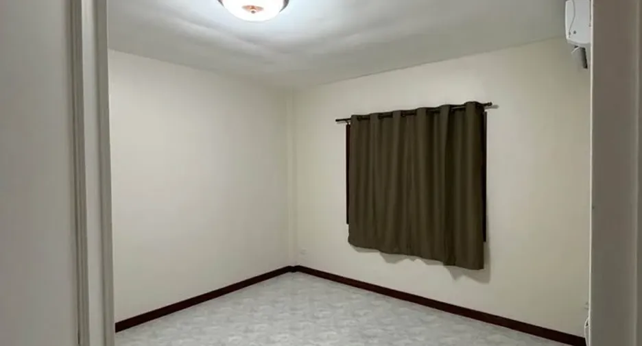 Casa en venta de 3 habitaciones en Bang Lamung, Chonburi