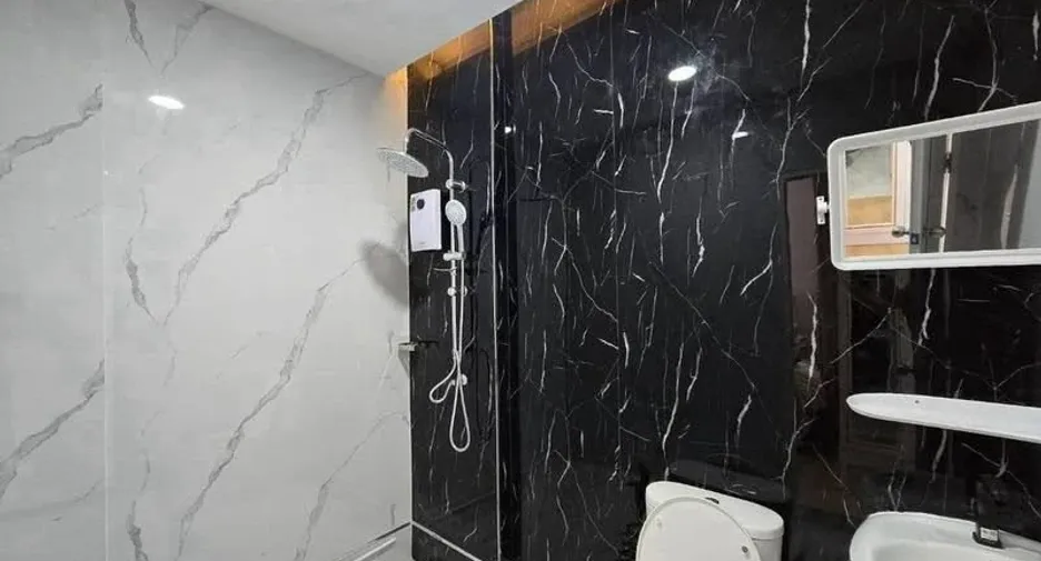 For rent 4 bedrooms townhouse in Bang Lamung, Chonburi