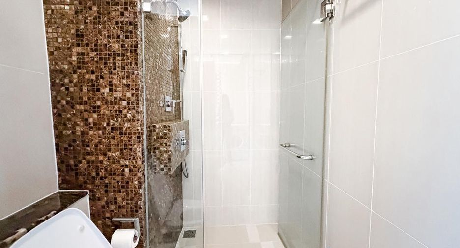 Condo en venta de 2 habitaciones en Bang Lamung, Chonburi