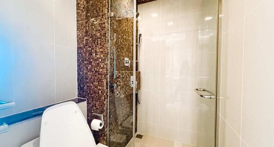 Condo en venta de 2 habitaciones en Bang Lamung, Chonburi