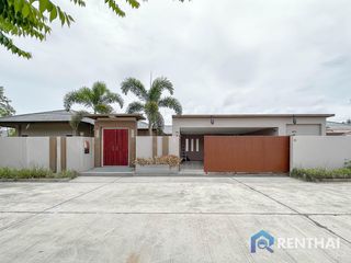 For sale 3 bedrooms house in Bang Lamung, Chonburi