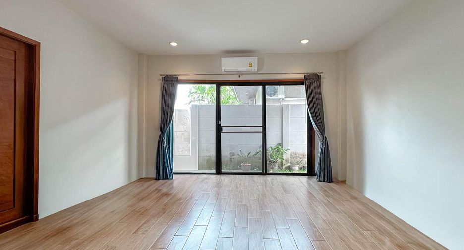 Haus zum Kauf mit 3 Zimmer in Huay Yai, Pattaya