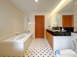 For sale 3 bedrooms house in Bang Lamung, Chonburi