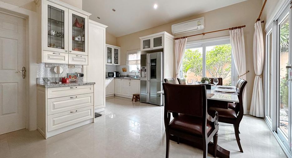 For rent 3 bedrooms house in Bang Lamung, Chonburi