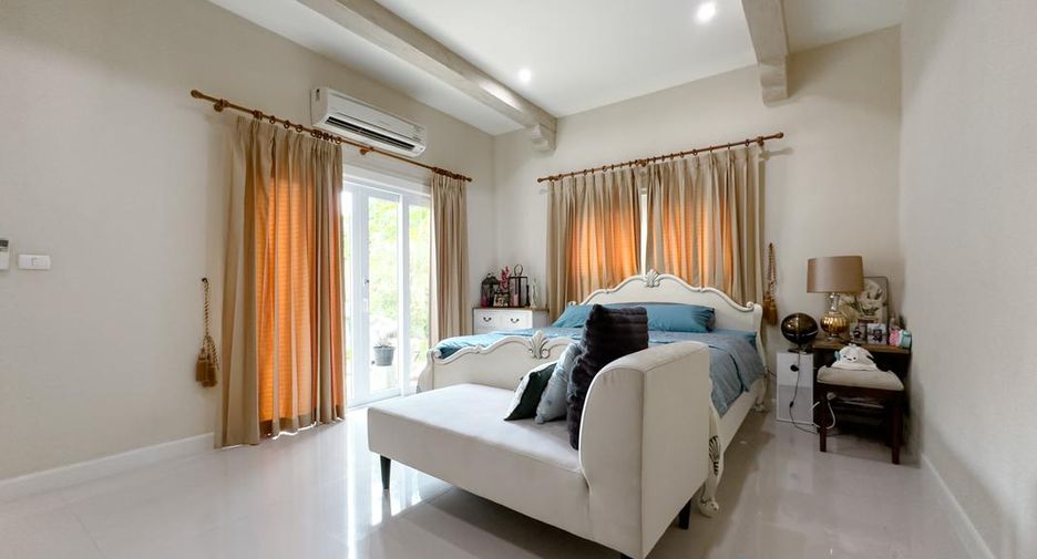For rent 3 bedrooms house in Bang Lamung, Chonburi